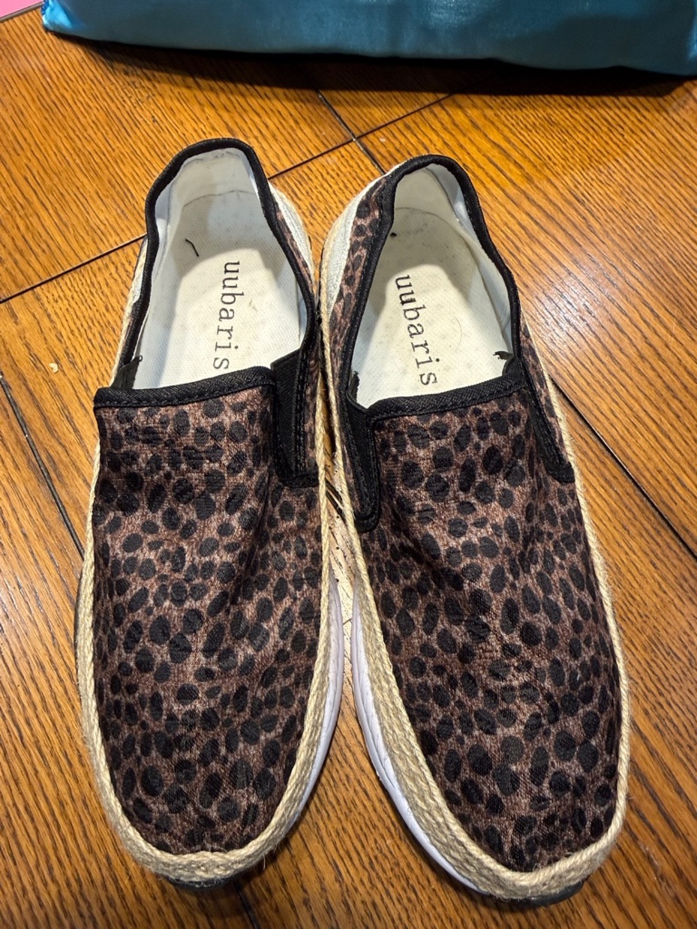 Uubaris Leopard Slip-On Espadrilles